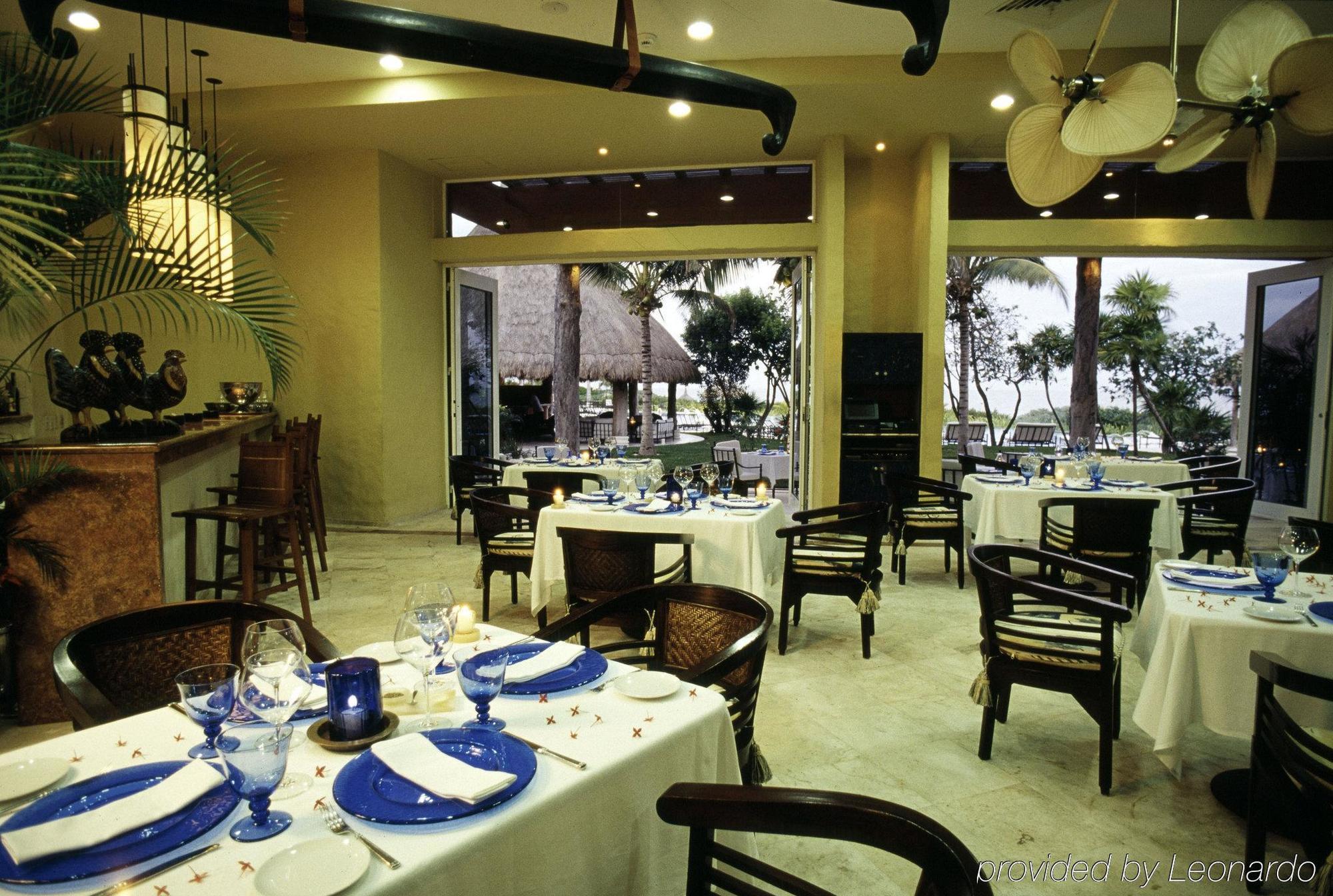 Paraiso De La Bonita Adult All-Inclusive, A Luxury Collection Resort Пуэрто-Морелос Ресторан фото